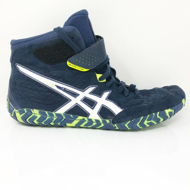 asics aggressor 2