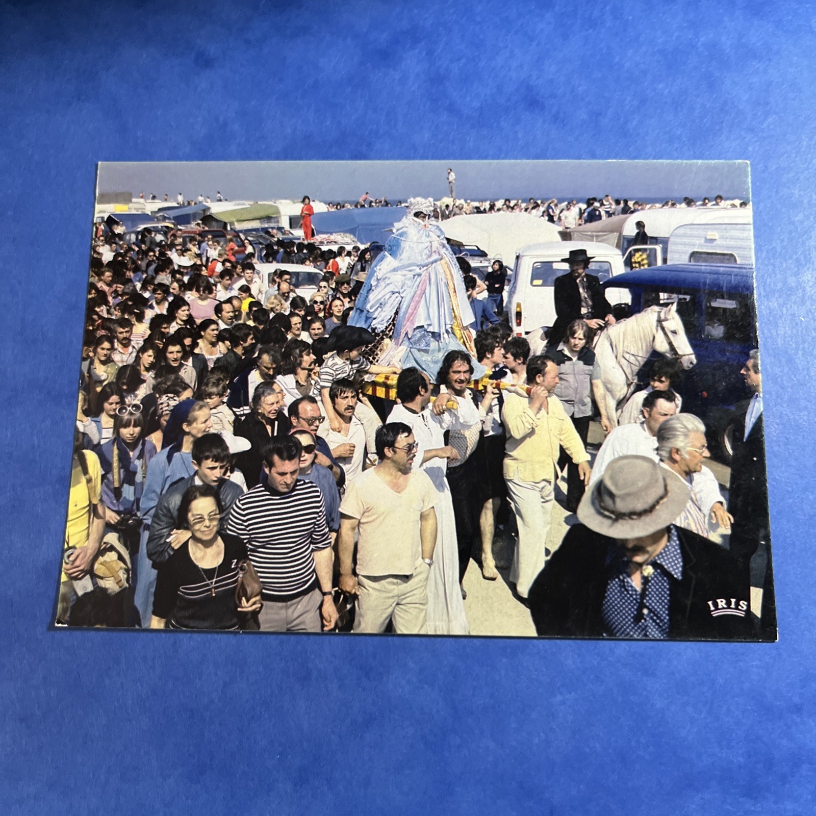 CARTOLINA COLORI COLLEZIONE PELEGRIMAGE LA PROCESSION STES MARIES DE LA MER