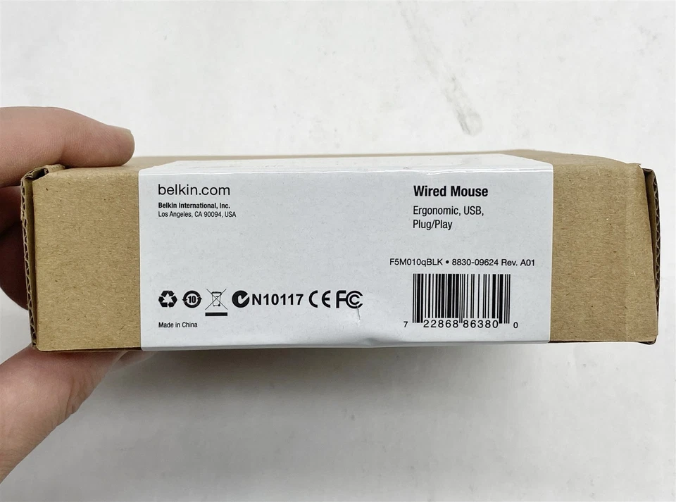 Belkin F5M010qBLK Black 3-Button Wired USB Optical Mouse 5ft Cord Lot 5 NEW - Image 3 of 4