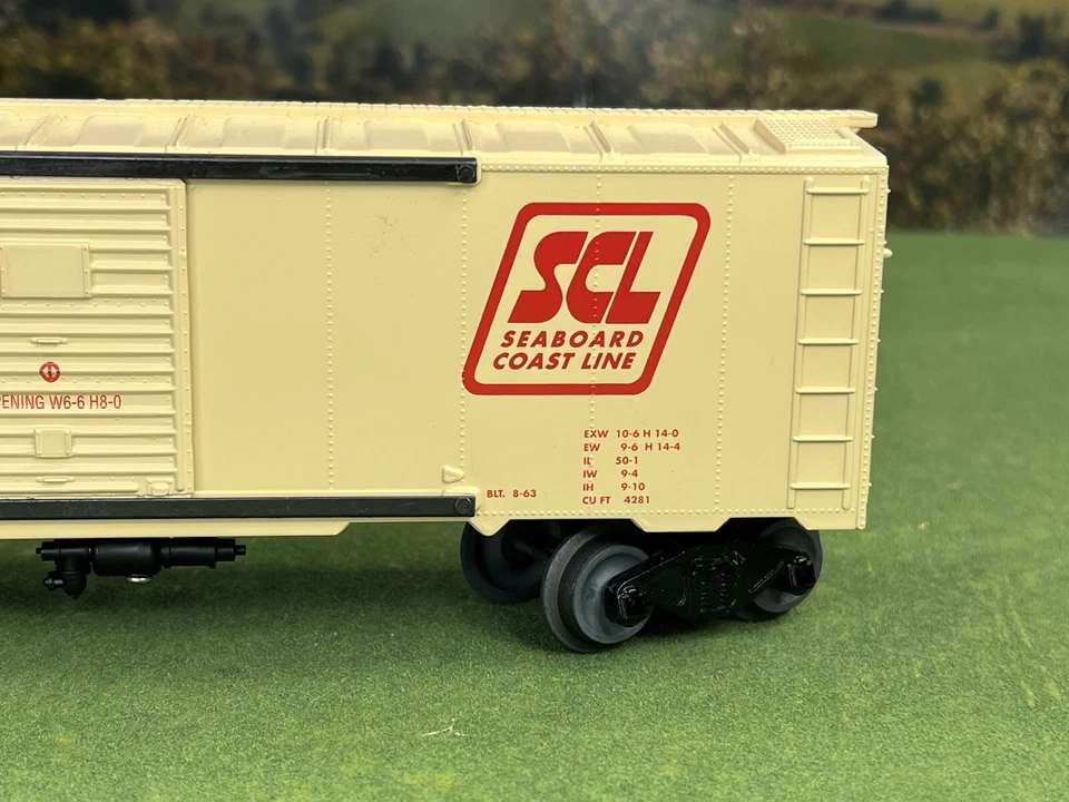 WILLIAMS TRAIN FREIGHT CAR 40’ BOX CAR #57 “SCL SEABOARD COAST LINE O SCALE LNIB - Image 2 of 4
