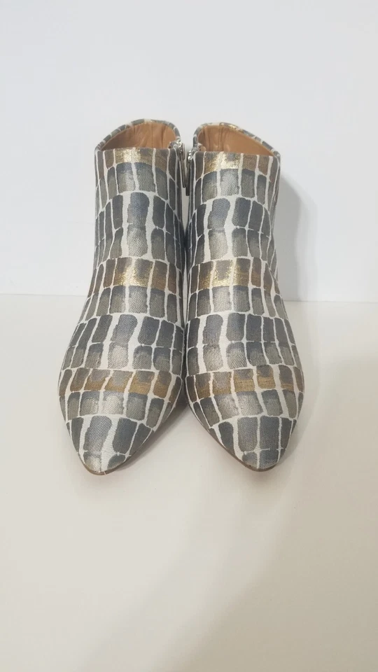 J. Renee Ladies' Ankle Boots, Size 9 Wide, Gold and Silver - Image 2 of 4