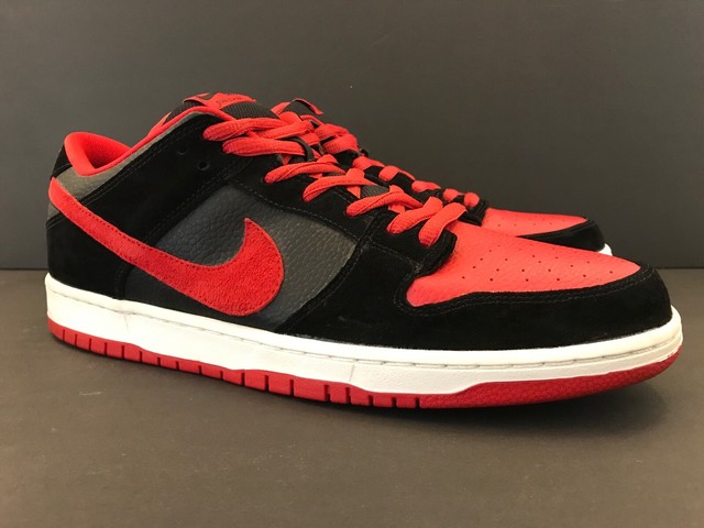 nike dunk sb low reptile gucci