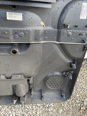 2007-2009 Chevy Silverado Door Panel PASSENGER RIGHT Front