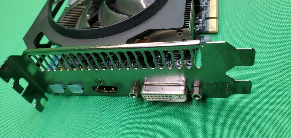 Graphics Card Gigabyte GV- R928XOC-3GD Rev. 2.0 - Image 3 of 4