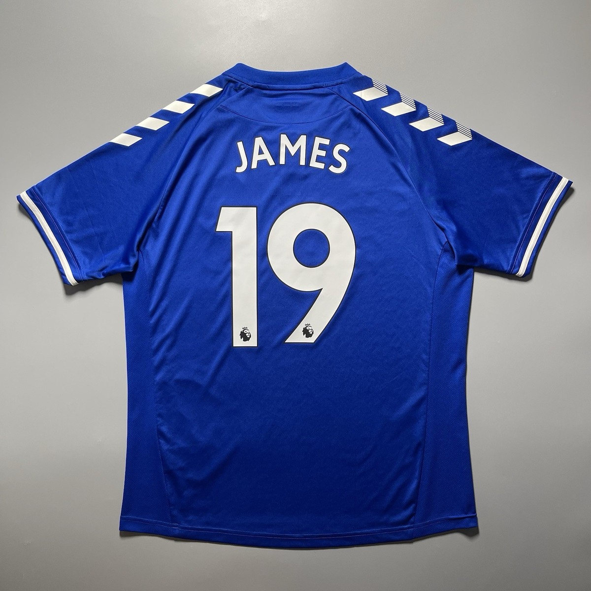 EVERTON HUMMEL 2020/2021 FOOTBALL HOME JERSEY #19 JAMES SIZE “M-L