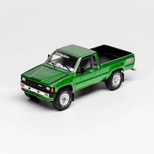 GCD 1/64 Scale Toyota Hilux SR5 XTRA Cab 1985 Green Diecast Car Model