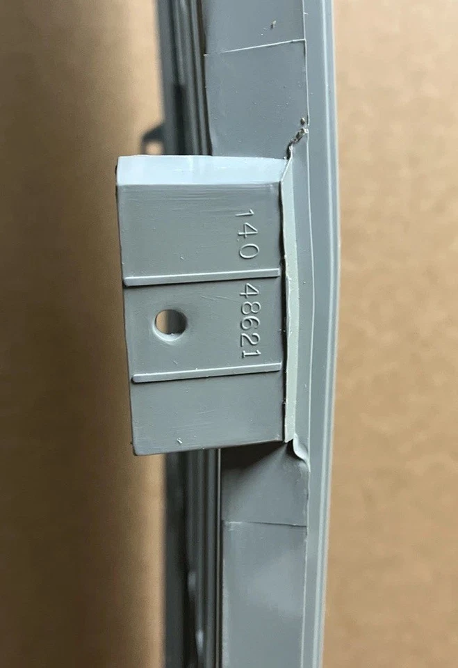 Новый из старых запасов 1983 1984 Подлинный GM Chevy Van Truck? Гриль 14048621 G10 G20 G30 K10 K20 C10 - Изображение 4 из 4