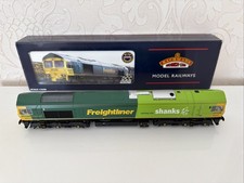 Bachmann 32-726Z Class 66 66522, Freightliner, Shanks Livery. Kernow Exclusive 