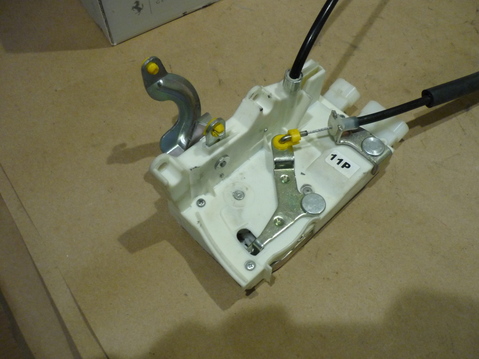 Ferrari 360 ,430- RH Door Lock With Cables (NEW)- P/N 69998000