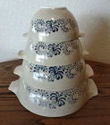 Vtg PYREX Set Of 4 Cinderella Nesting Mixing Bowls Homestead 441 442 443 444