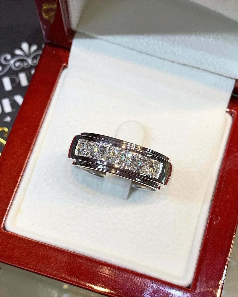Anillo de diamantes cultivados en laboratorio certificado corte redondo de 1 quilate banda de 5 piedras de oro blanco de 14 k para hombre Foto 2 de 4