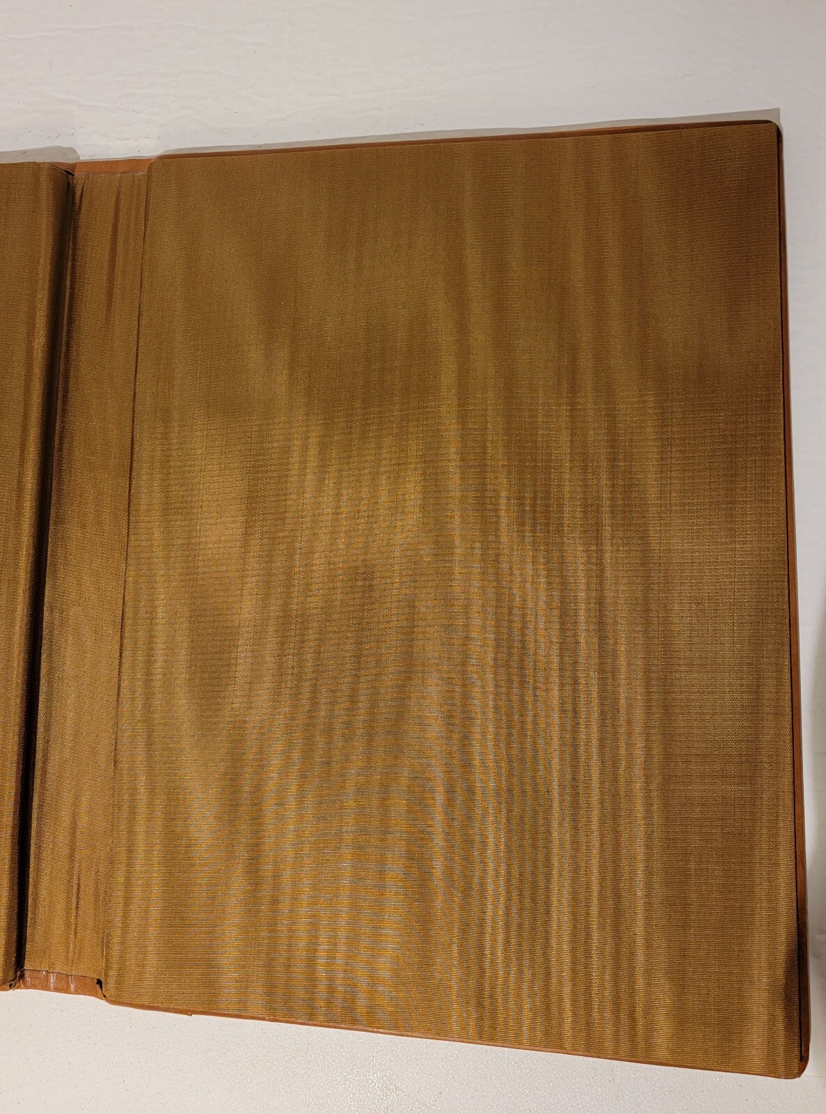 Portfolio Presentation Case Embossed Scroll Accent Stores Loose and Bound 11x14