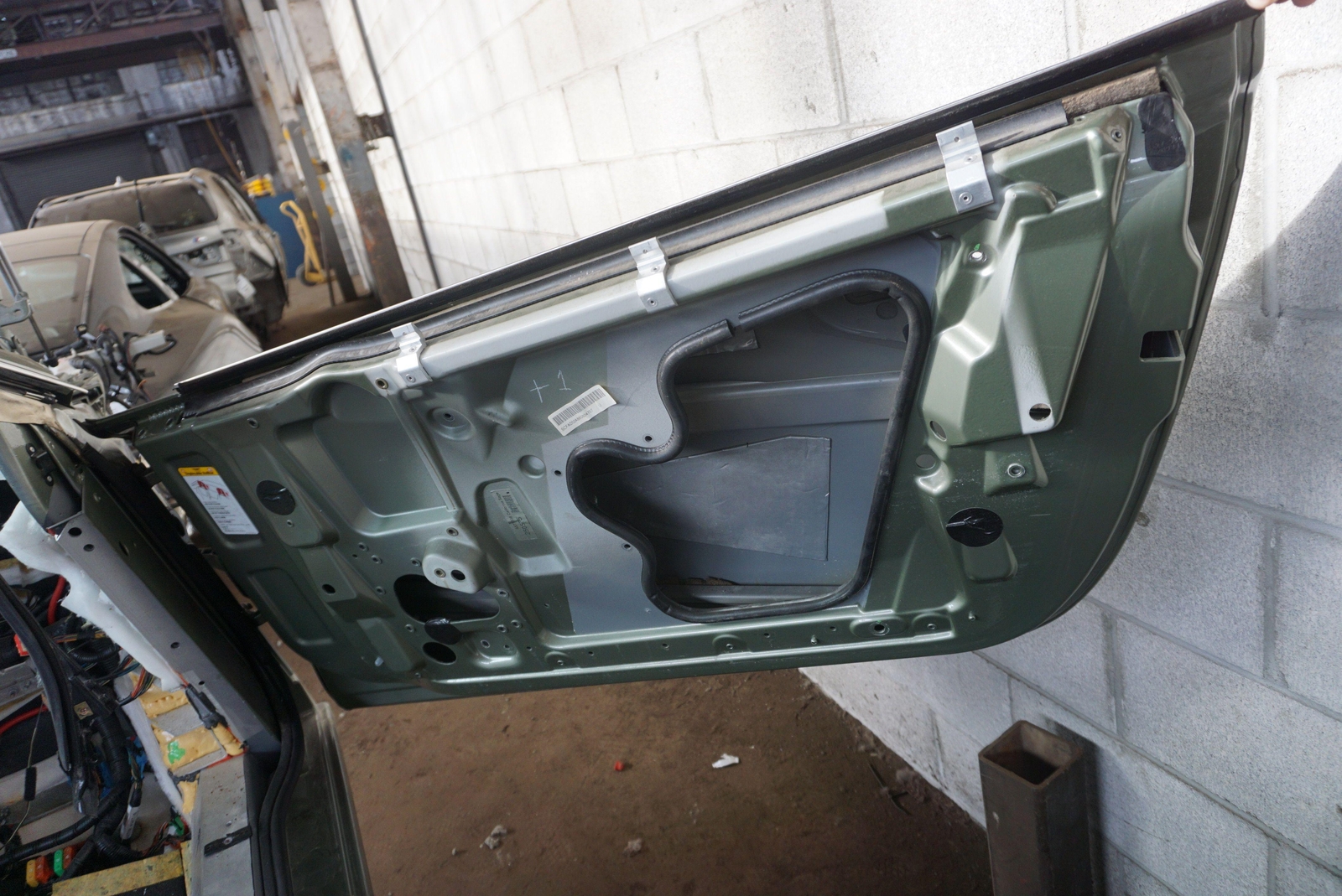 Right Passenger Door Shell California Sage BG43-20122-AC Aston Martin DB9 04-12
