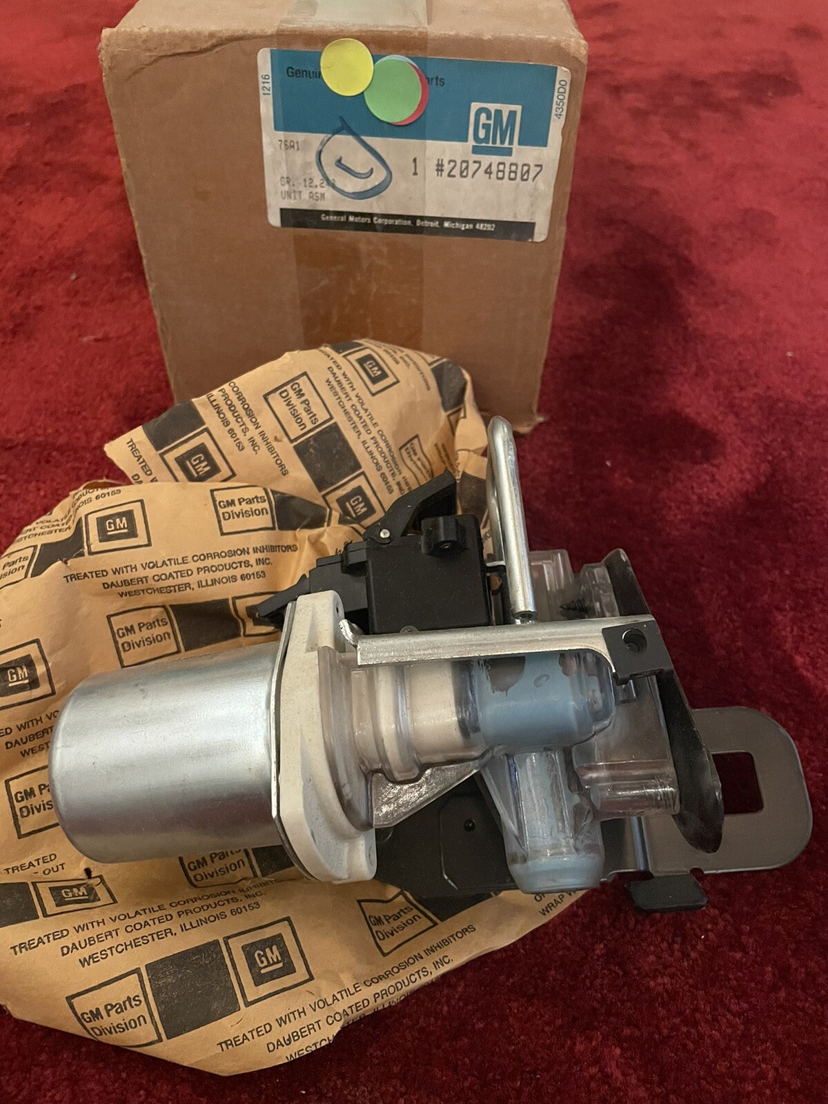 NOS GM Cadillac Fleetwood Deville Buick Trunk Pull Down Motor 3Pin