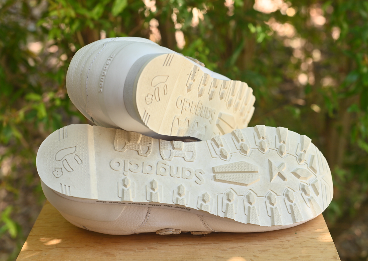 Sangacio Sneakers Size: lady US 10.5 White Leather uppers Sangacio Sneakers Size: lady US 10.5 White Leather uppers