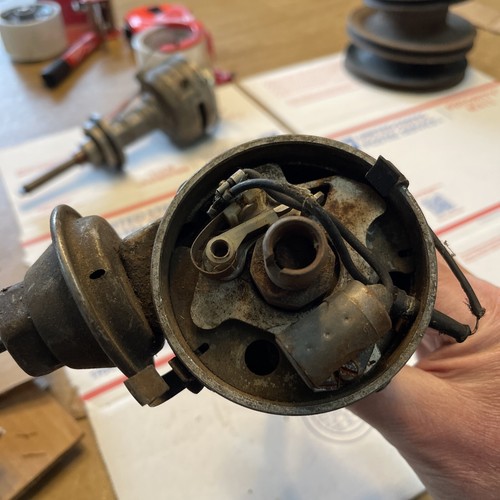 OEM Original 318 Mopar Points Distributor Chrysler Dodge Plymouth 2875796 - Picture 5 of 8