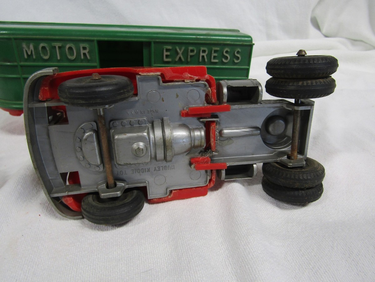 VINTAGE HUBLEY TOY TRUCK CAB SEMI TRACTOR TRAILER PLASTIC MOTOR