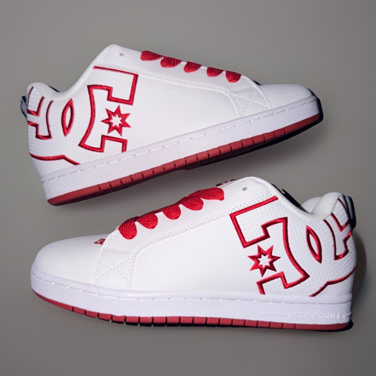 New Men’s DC Court Graffik Shoe White / Red Skateboarding Low Top Shoes Size 10