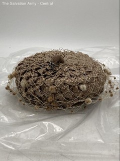 Vintage Original Roberta Bernays Womens Brown Woven Mesh Net Floral Pillbox Hat