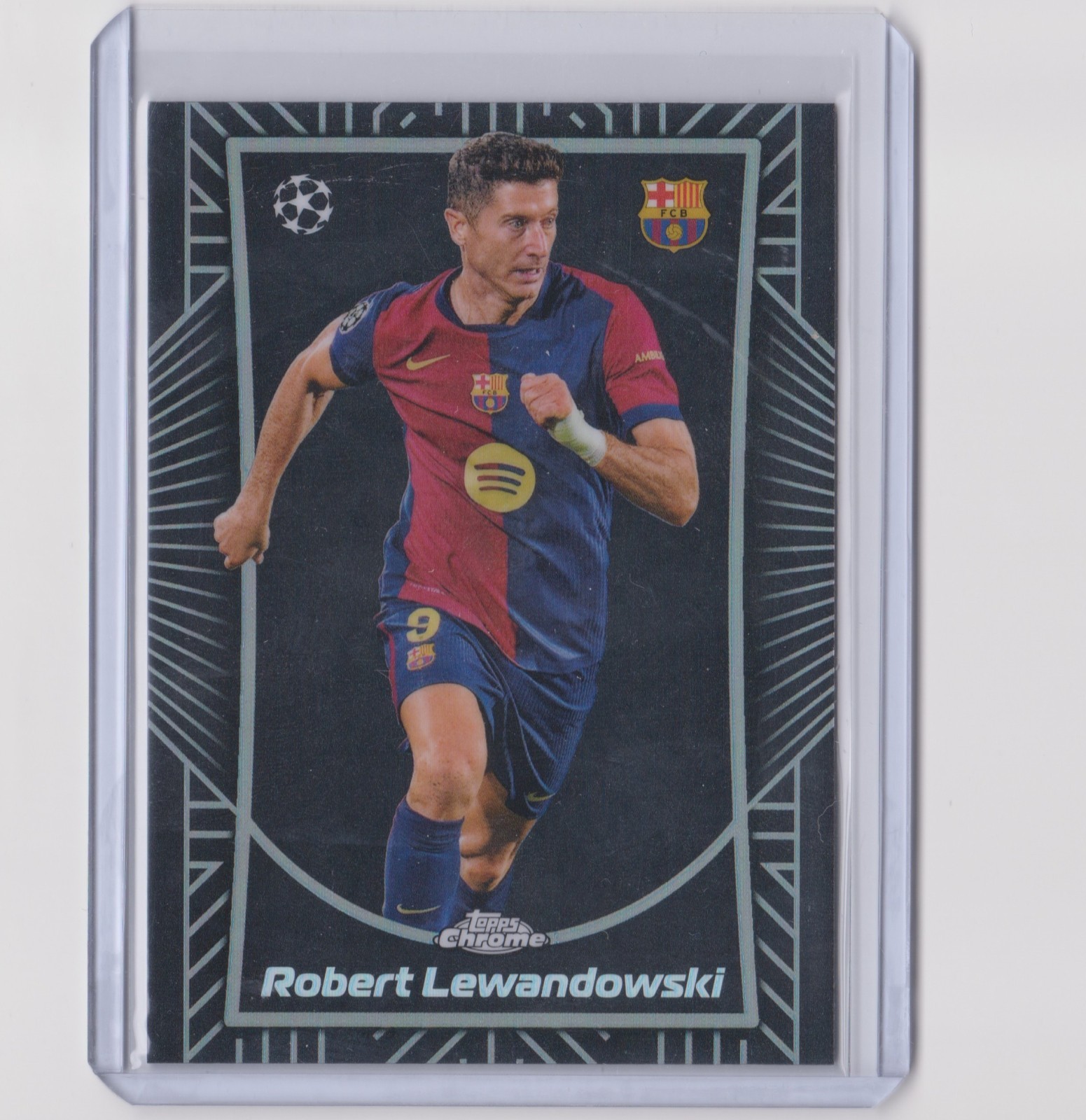 2024-25 Topps Chrome UEFA Robert Lewandowski Shadow Etch SP Case Hit