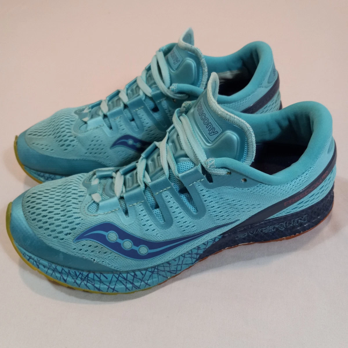 Saucony Freedom ISO Running Shoes Sneakers Ocean Wave Bleu Blue 8.5 NIB Size 9 - Saucony Freedom ISO Blue Citron | Mercari main image 3