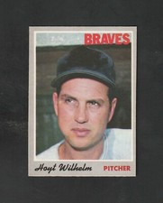 1970 O-Pee-Chee Hoyt Wilhelm #17 ~~ Very Nice  -- Tough OPC!  