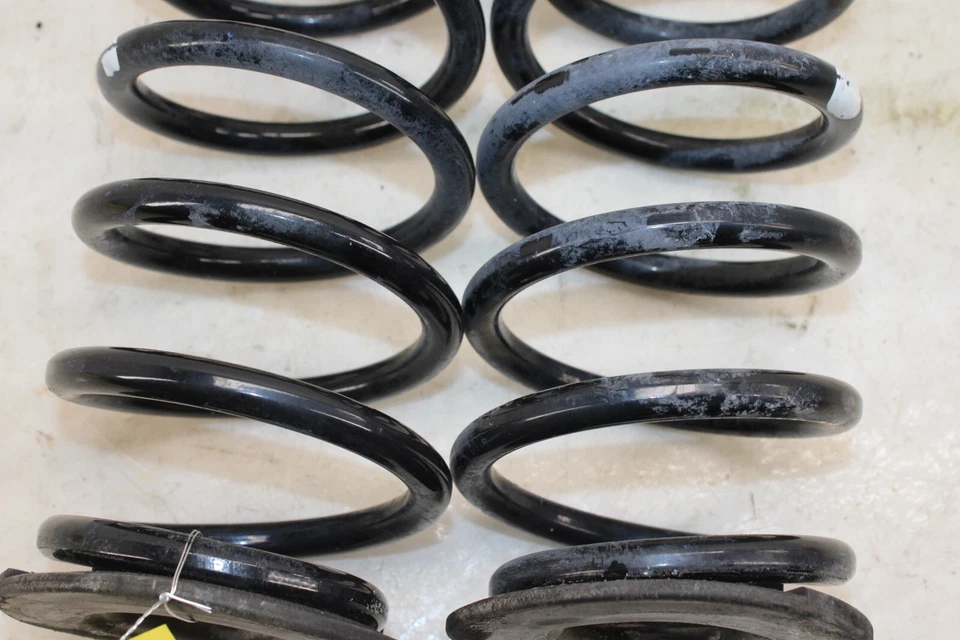 Juego de muelles helicoidales traseros Acura ILX 2019-2022 OEM HX100 Foto 3 de 4