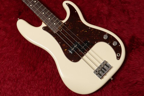 Fender American Professional II Precision Bass RW OWT 2023 4,060kg #US22096947