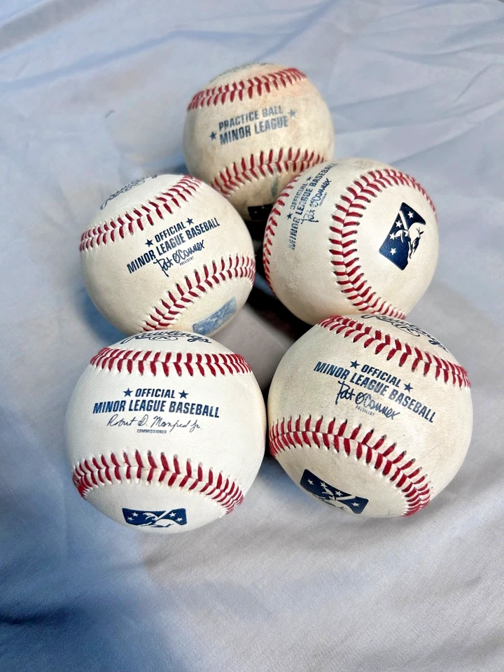 Juego MILB usado BP Rawlings béisbol Hartford Yard cabras MLB juego usado Foto 2 de 2