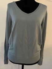 Athleta Sunrise V Neck Sweatshirt Size Small Sage Green Thumbholes Modal Soft