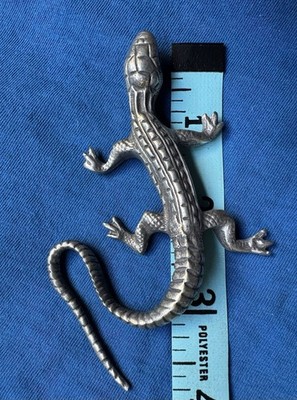 Vintage cast pewter Gecko/Lizard/Salamander figurine