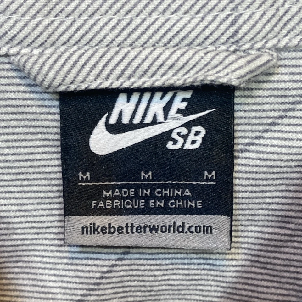 Camisa de Franela Nike SB Gris M Mediana Abotonada Tabla de Patinar Flex Elastizada Grunge S2 Foto 2 de 4
