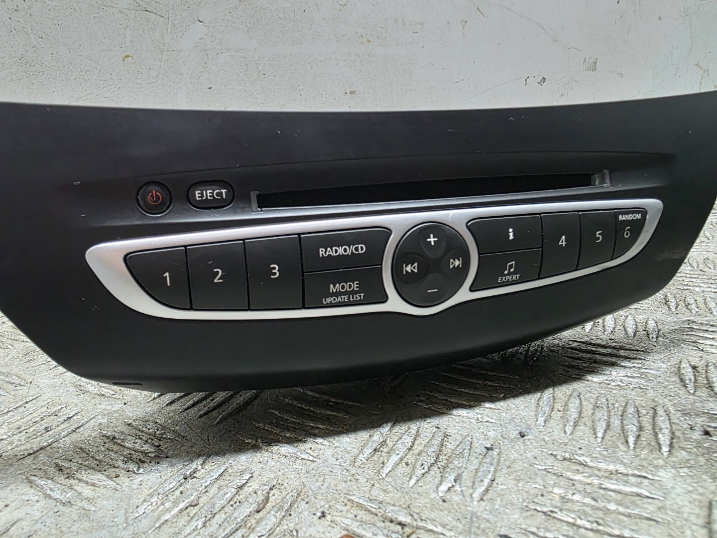 Renault Laguna Mk3 Dynamique 2007-2009 Oem Stereo/radio 281150013R