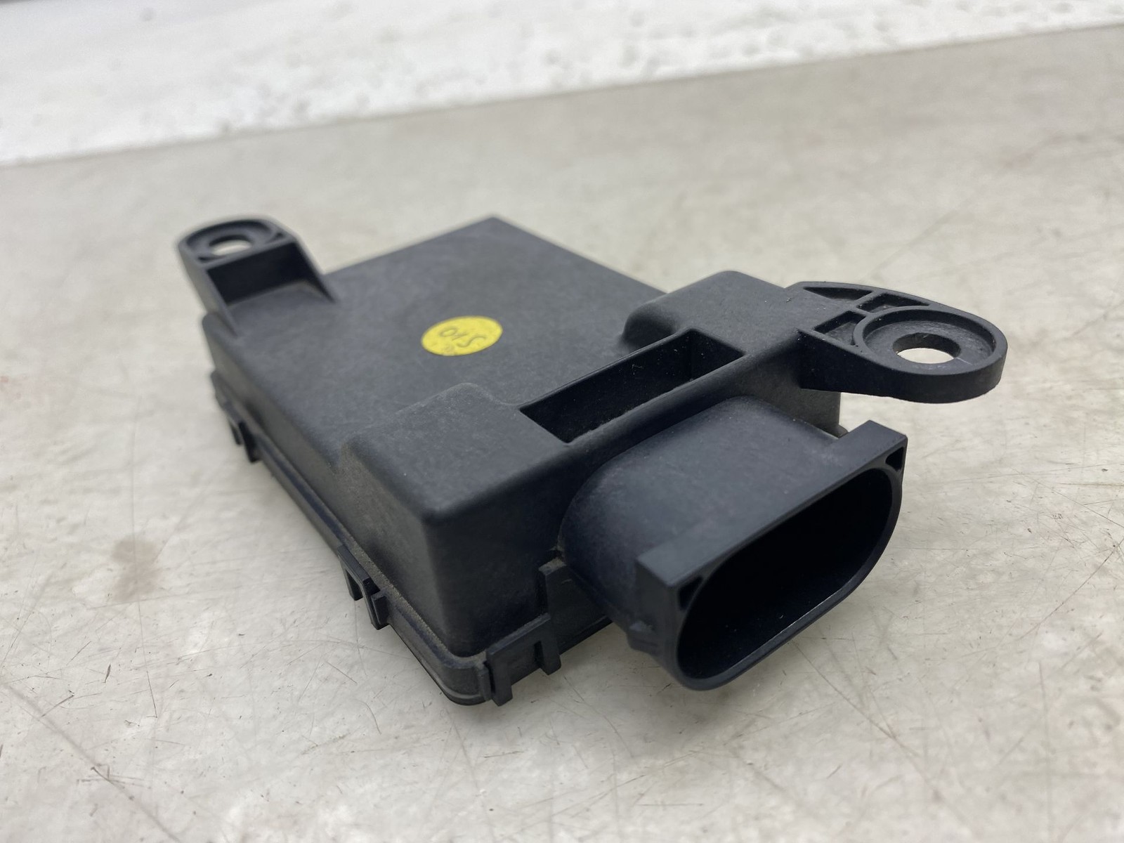 2010-2020 BENTLEY MULSANNE OEM TIRE PRESSURE MONITORING CONTROL MODULE 3Y0907273