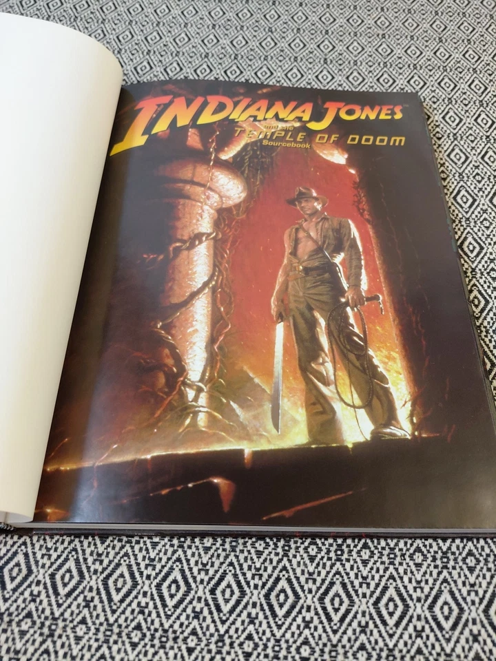 Indiana Jones and the Temple of Doom Sourcebook (HC) - Jogos do West End - Imagem 4 de 4