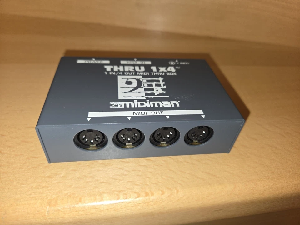 Midiman Thru 1x4 1 In/4-Out MIDI Thru Box OVP - Bild 2 von 4