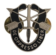 GENUINE American U.S. Army SPECIAL FORCES enamel crest beret badge N.S. MEYER.