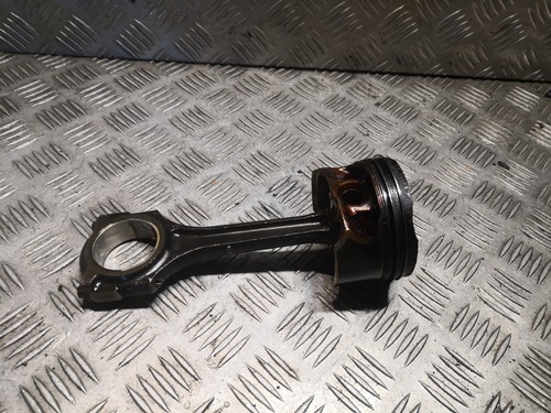 MERCEDES-BENZ CLA 180 C117 Piston Connection Rod 2700300420 1.6 Petrol 90kw - Picture 4 of 4