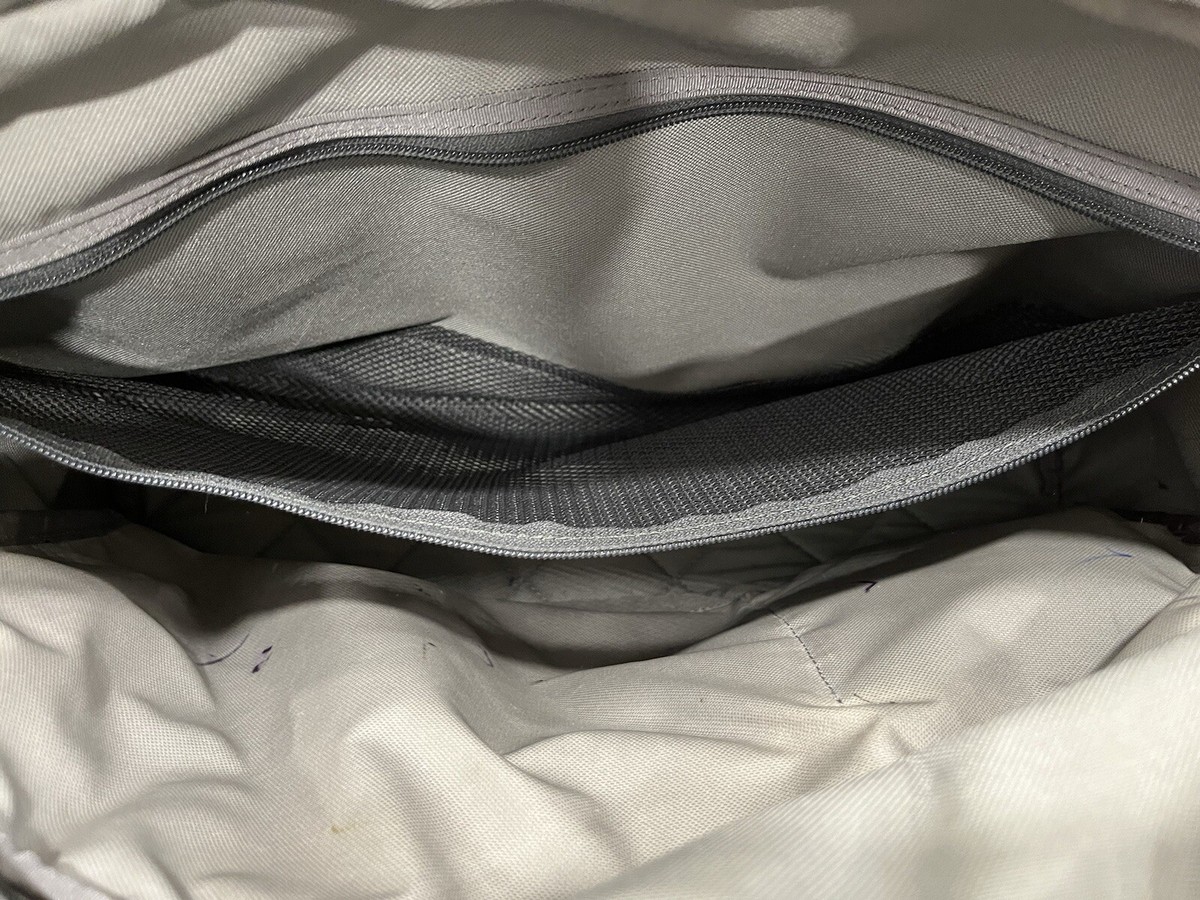 美品　patagonia Headway Brief 2way ショルダーバッグ Headway Brief 22L – Patagonia Worn Wear®