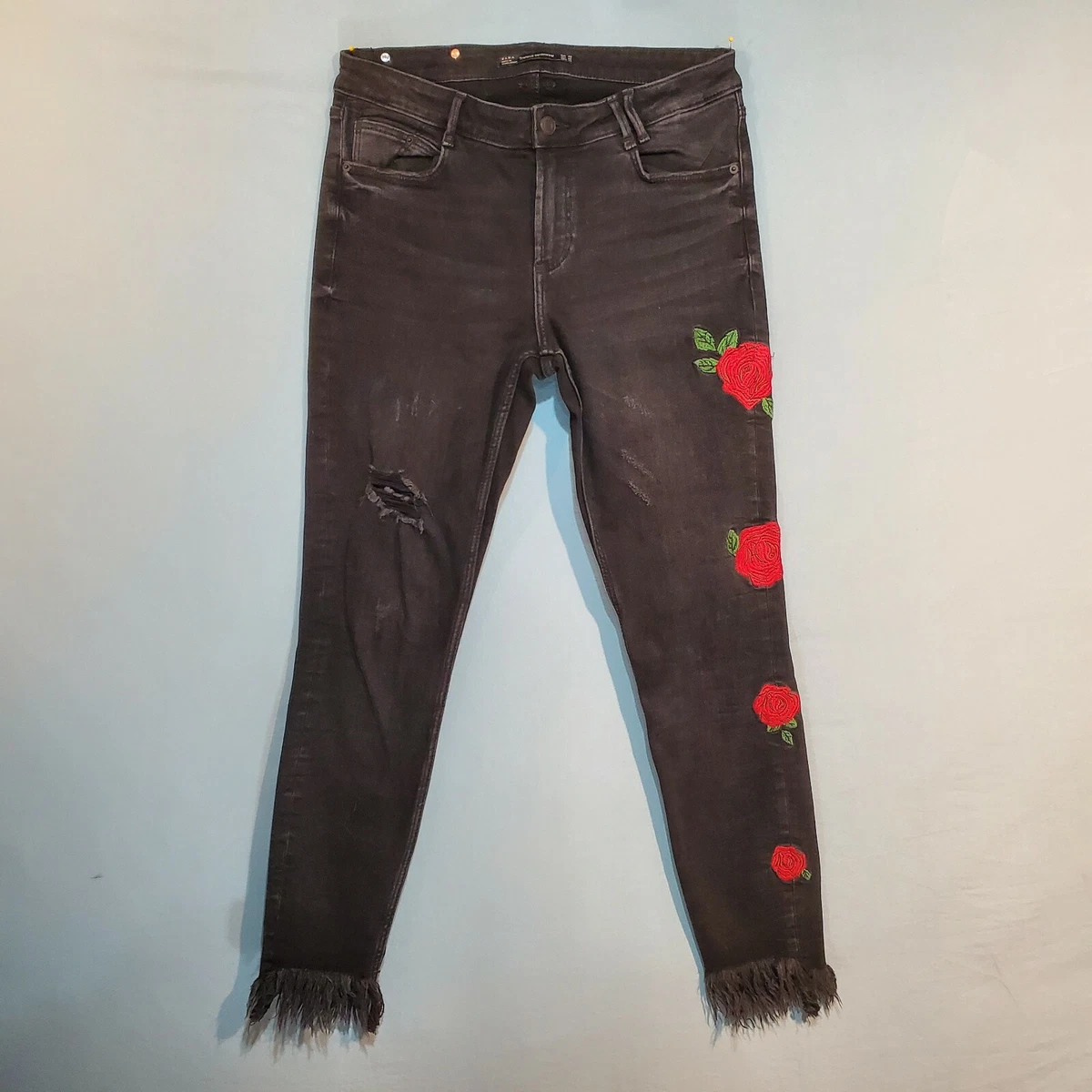 ZARA Distressed Black Red Roses Skinny Jeans w Frayed Hem Holes Stretch 8