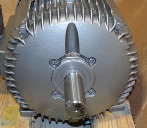 NEW Baldor-Reliance EM4115T-58 Super-E IE3 50HP AC Motor 3PH 400V Bearings TEFC - Picture 3 of 5
