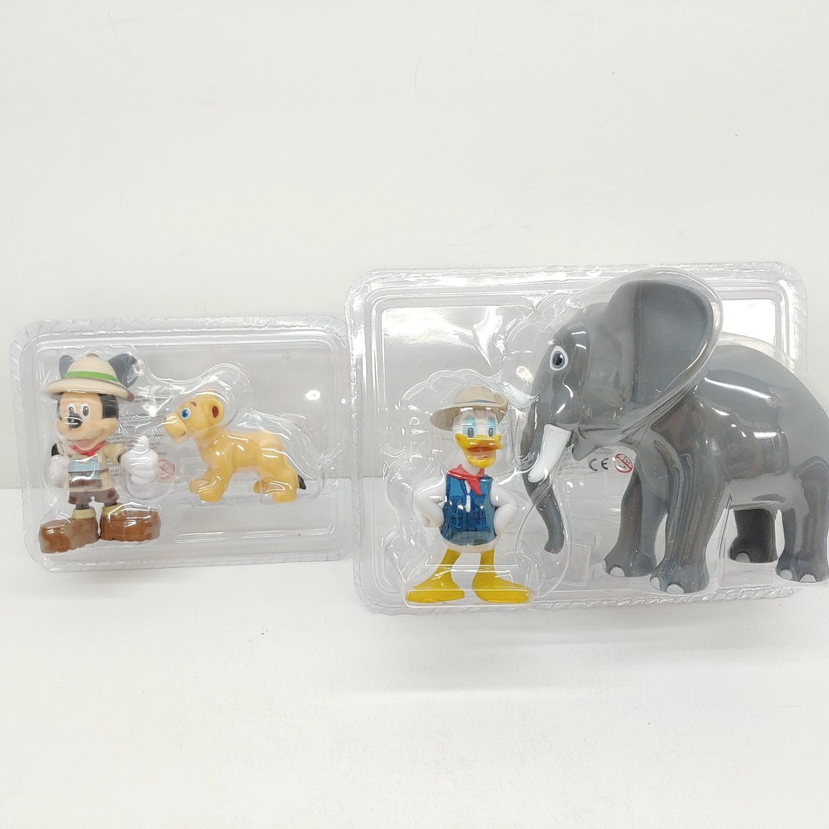 Mickey Mouse Safari Donald Duck Elephant Lion Cub 3