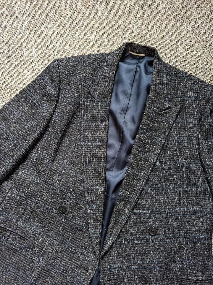 Blazer vintage hecho en EE. UU. CHRISTIAN DIOR doble botonadura 42R mezcla de seda Foto 3 de 4