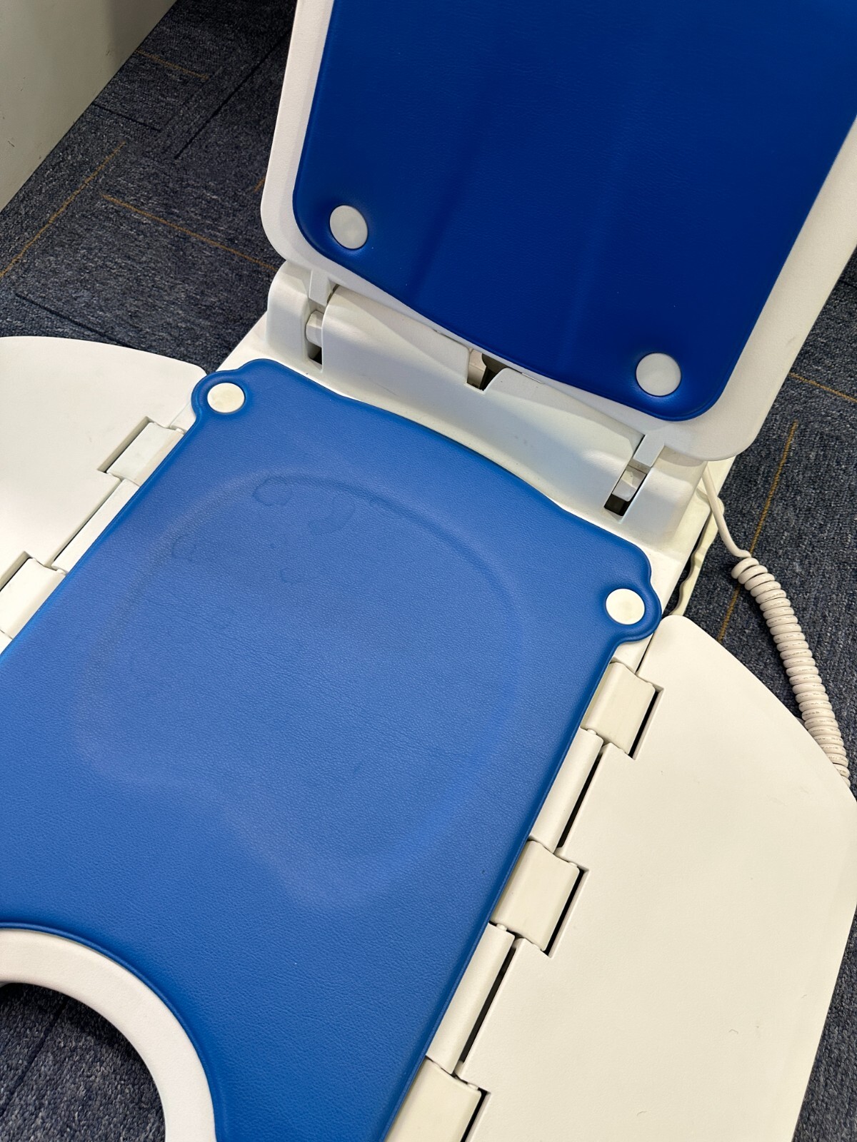 Electric Lift Chair,Help Elderly Get up from the floor,Weight Limit 300