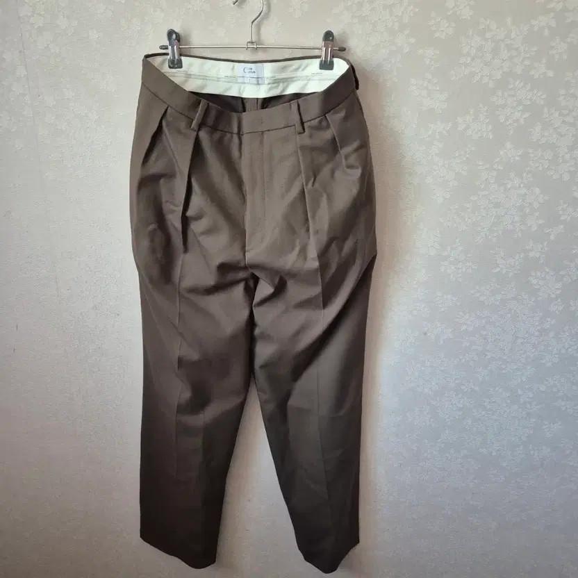 Node Archive Steady Wool Pants Brown, Lightly Used - image 3