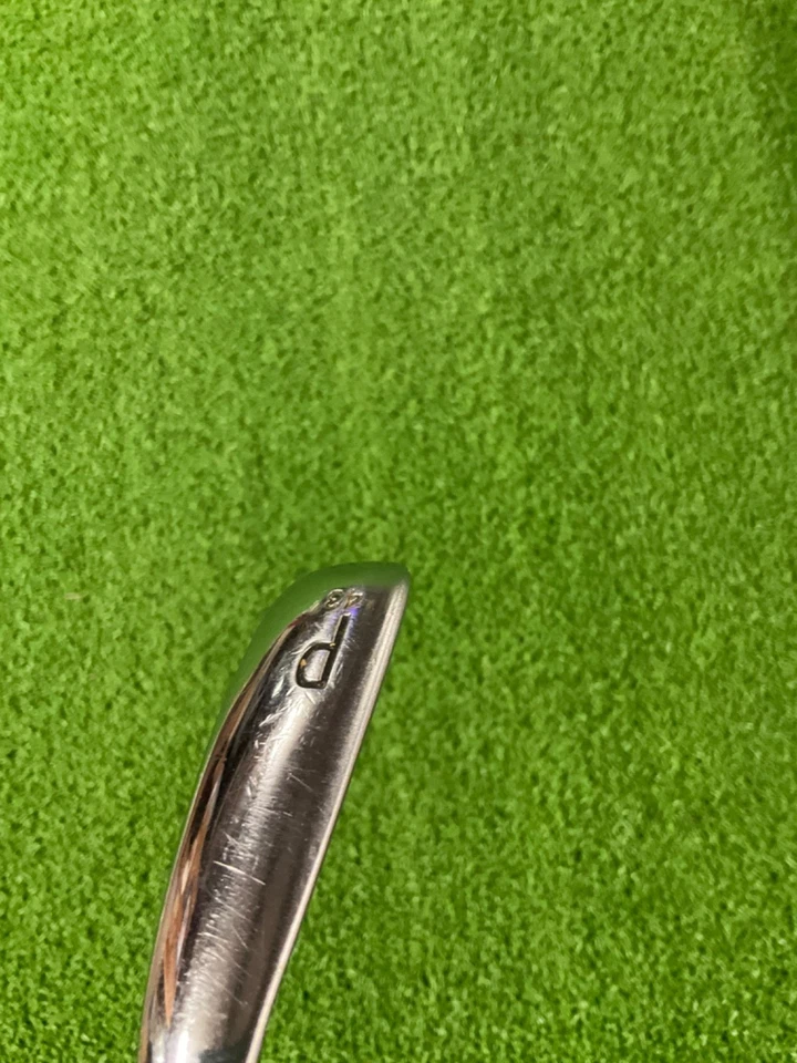 Titleist T200 Pitching Wedge 43* Graphite R2 Senior Shaft Right Handed 36.5” - Image 3 of 4