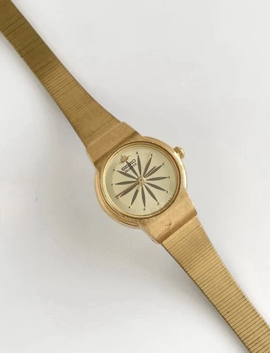 Vintage SEIKO Watch Women Gold Tone Gold Dial New Battery