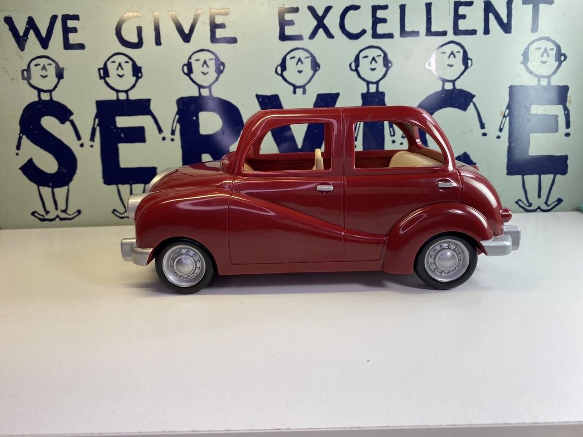 Sylvanian Families Calico Critters Cherry Cruiser Family Saloon