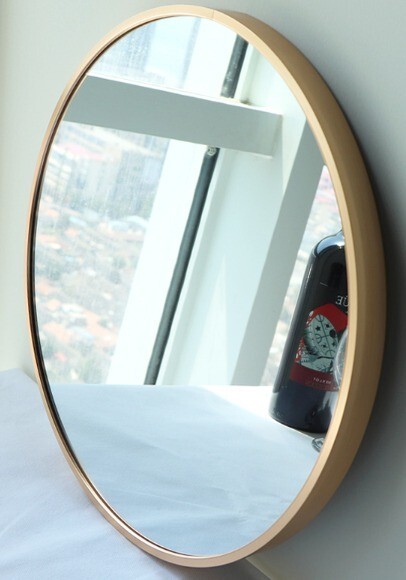 Miroir rond cadre metallique dore deco maison moderne et miroir mur