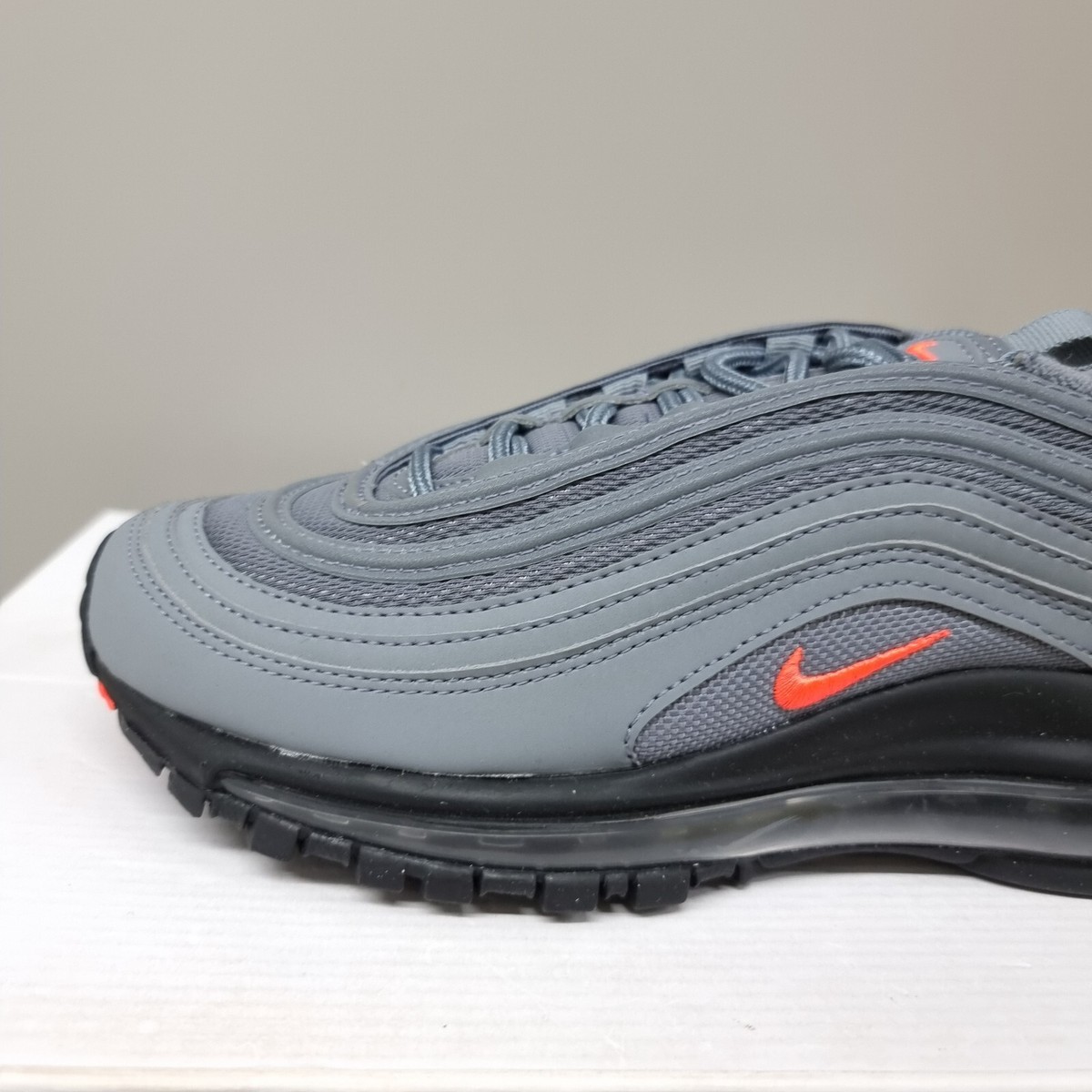 nike air max 97 crimson grey